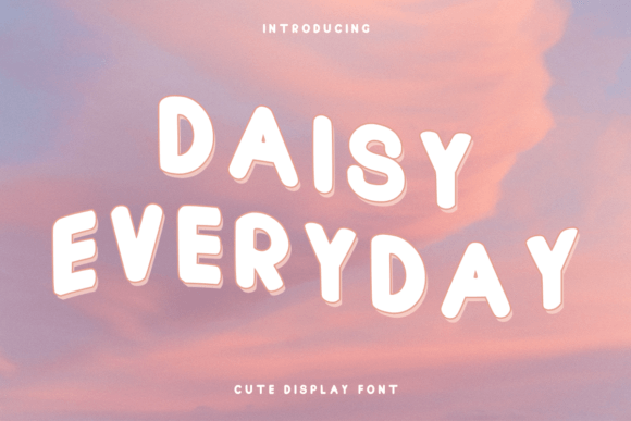Daisy Everyday: A Friendly Display Font for Small Business Branding